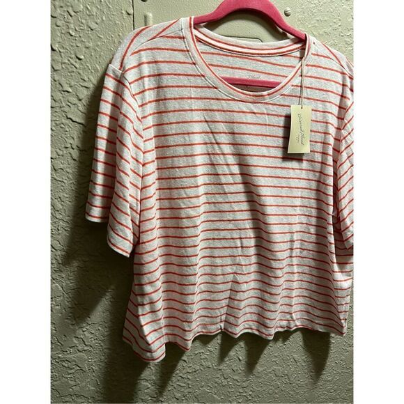 Universal Thread White With Red Stripes T-Shirt Woman’s XXL NEW - Picture 3 of 7